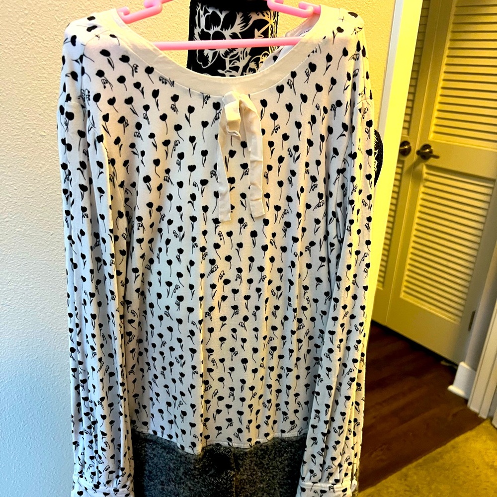 Worn once 100% Authentic Dolce & Gabanna dress